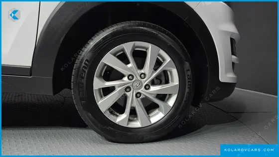 HYUNDAI TUCSON DIESEL 2.0 2WD