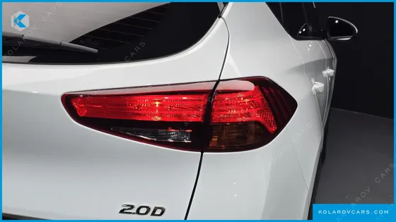 HYUNDAI TUCSON DIESEL 2.0 2WD