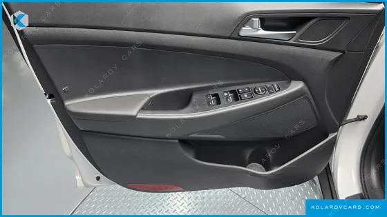 HYUNDAI TUCSON DIESEL 2.0 2WD