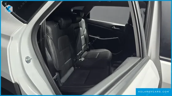 HYUNDAI TUCSON DIESEL 2.0 2WD