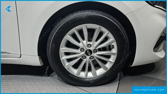 KIA K7 3.0 LPI TRENDY(RENTED CAR)