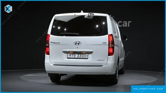 HYUNDAI STAREX VAN 3-SEATER