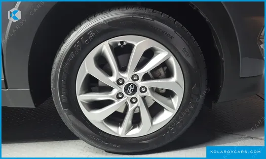 HYUNDAI TUCSON DIESEL 2.0 2WD