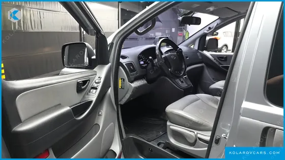 HYUNDAI STAREX WAGON 11-SEATER
