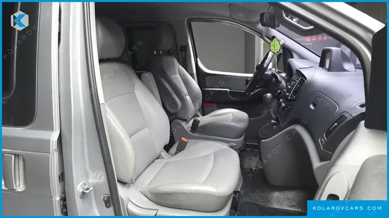 HYUNDAI STAREX WAGON 11-SEATER