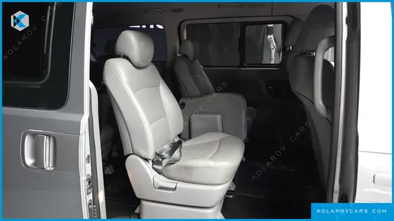 HYUNDAI STAREX WAGON 11-SEATER