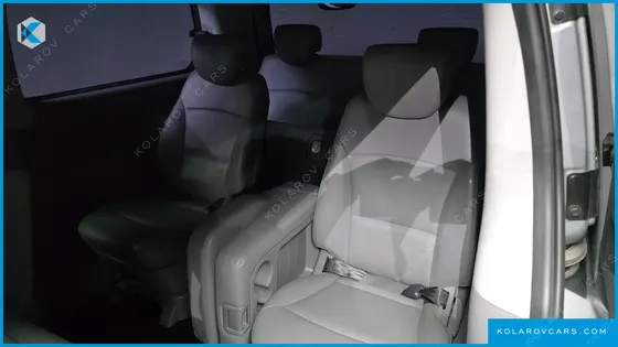 HYUNDAI STAREX WAGON 11-SEATER