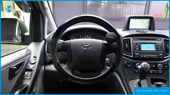 HYUNDAI STAREX WAGON 11-SEATER