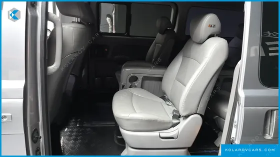 HYUNDAI STAREX WAGON 11-SEATER