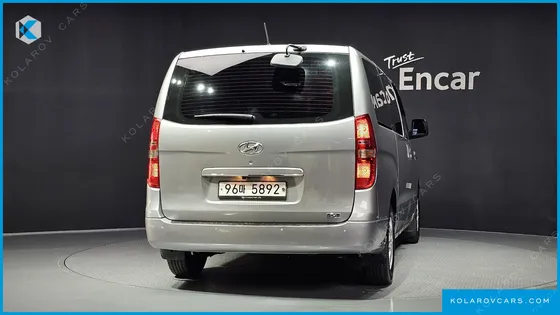 HYUNDAI STAREX VAN 3-SEATER LPI