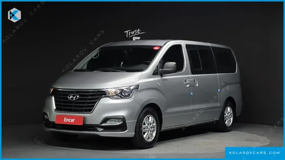 HYUNDAI STAREX VAN 5-SEATER