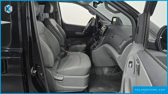 HYUNDAI STAREX URBAN 9-SEATER