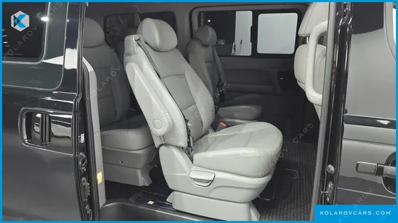 HYUNDAI STAREX URBAN 9-SEATER