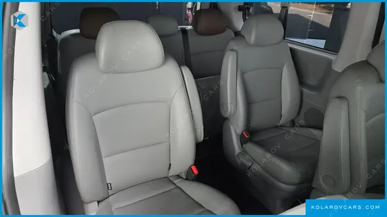 HYUNDAI STAREX URBAN 9-SEATER