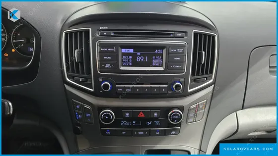 HYUNDAI STAREX URBAN 9-SEATER