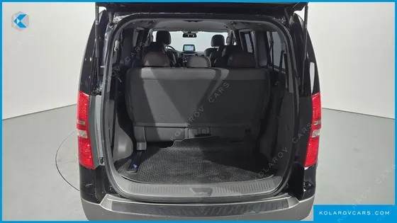 HYUNDAI STAREX URBAN 9-SEATER