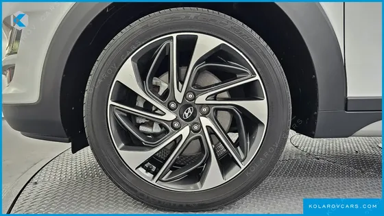 HYUNDAI TUCSON DIESEL 2.0 4WD