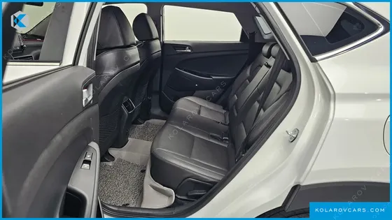HYUNDAI TUCSON DIESEL 2.0 4WD