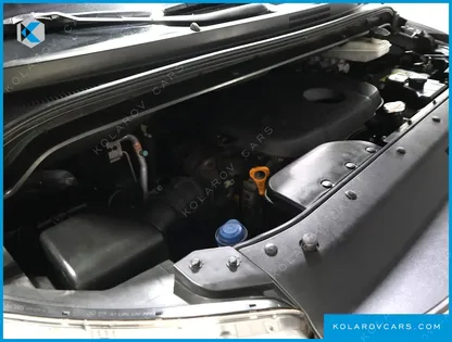 HYUNDAI STAREX WAGON 12-SEATER
