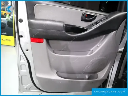 HYUNDAI STAREX WAGON 12-SEATER