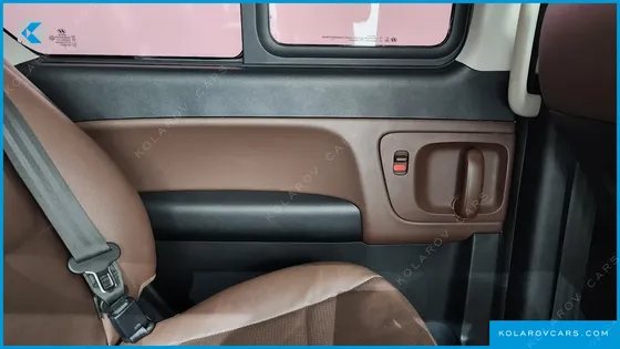 HYUNDAI STAREX URBAN 9-SEATER