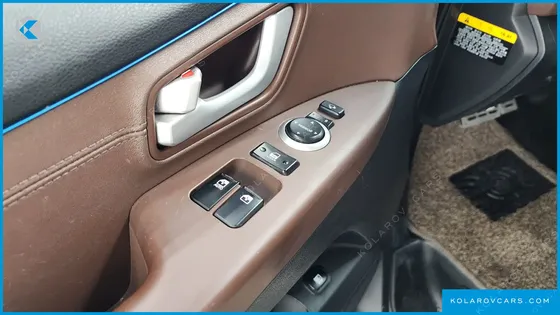 HYUNDAI STAREX URBAN 9-SEATER