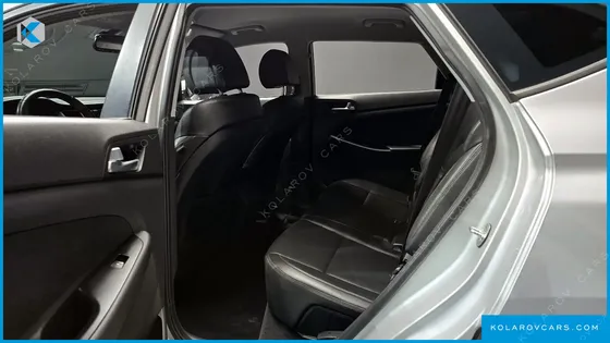 HYUNDAI TUCSON DIESEL 2.0 2WD