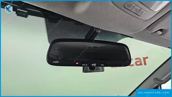 HYUNDAI STAREX 4WD WAGON 12-SEATER