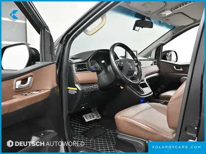 HYUNDAI STAREX URBAN 9-SEATER