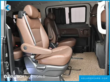 HYUNDAI STAREX URBAN 9-SEATER