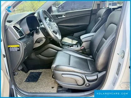 HYUNDAI TUCSON DIESEL 2.0 2WD