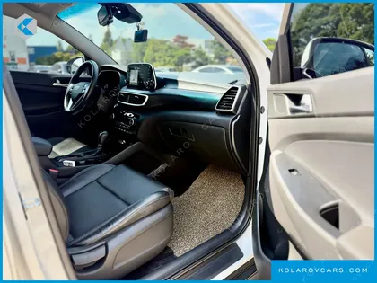 HYUNDAI TUCSON DIESEL 2.0 2WD