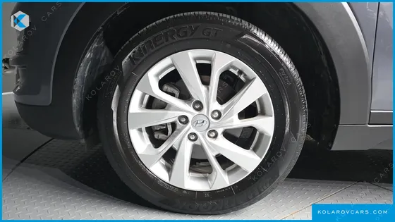HYUNDAI TUCSON DIESEL 2.0 2WD