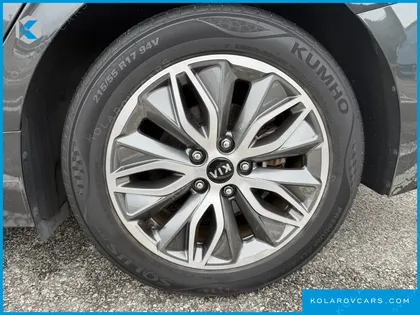 KIA K5 SIGNATURE