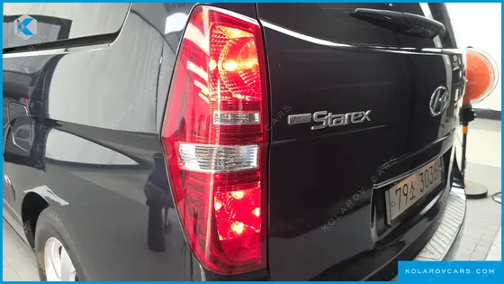 HYUNDAI STAREX WAGON 12-SEATER