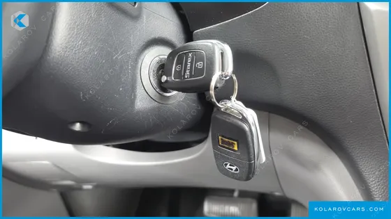 HYUNDAI STAREX WAGON 12-SEATER