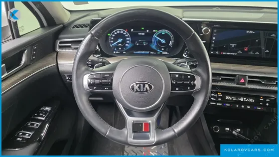 KIA K5 SIGNATURE