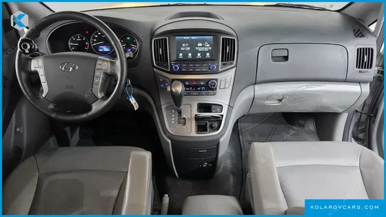 HYUNDAI STAREX WAGON 11-SEATER
