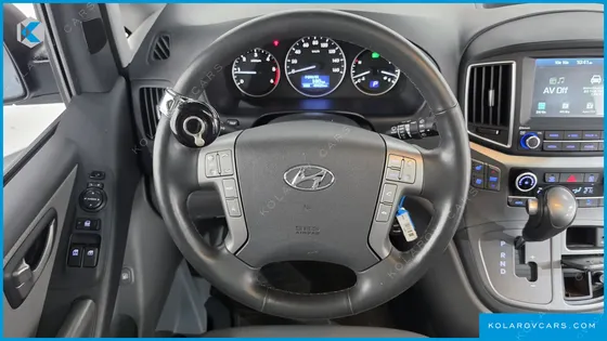 HYUNDAI STAREX WAGON 11-SEATER