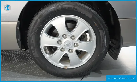 HYUNDAI STAREX WAGON 11-SEATER
