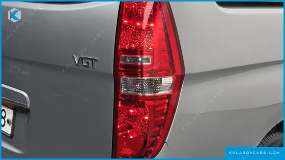 HYUNDAI STAREX WAGON 11-SEATER