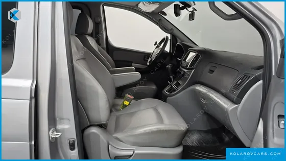 HYUNDAI STAREX WAGON 11-SEATER