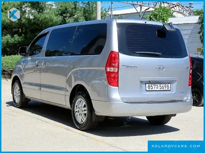 HYUNDAI STAREX VAN 3-SEATER