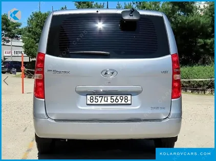 HYUNDAI STAREX VAN 3-SEATER
