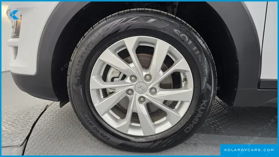 HYUNDAI TUCSON DIESEL 2.0 2WD