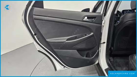 HYUNDAI TUCSON DIESEL 2.0 2WD