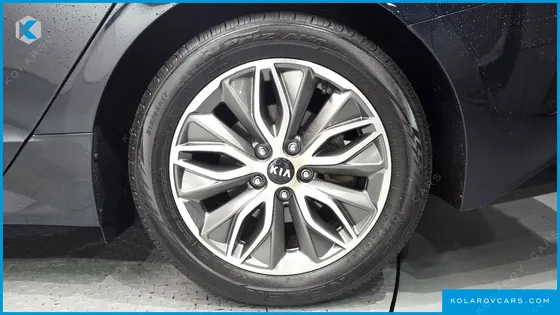 KIA K5 NOBLESSE