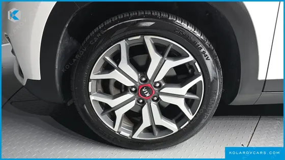 KIA SELTOS GASOLINE 1.6 TURBO 2WD