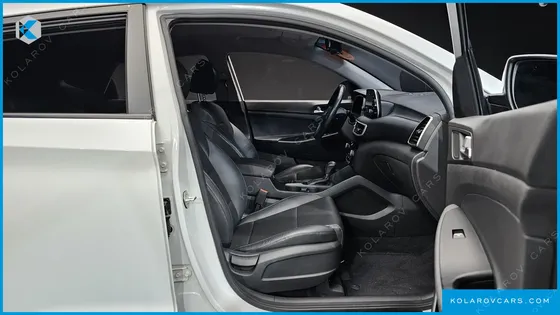 HYUNDAI TUCSON DIESEL 2.0 2WD