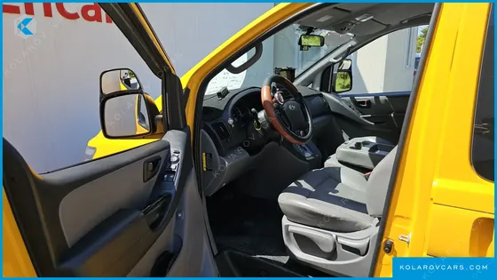 HYUNDAI STAREX 4WD SCHOOL BUS